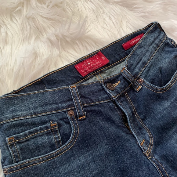 EUC Lucky Brand “The Bermuda” Denim Shorts - Picture 3 of 4